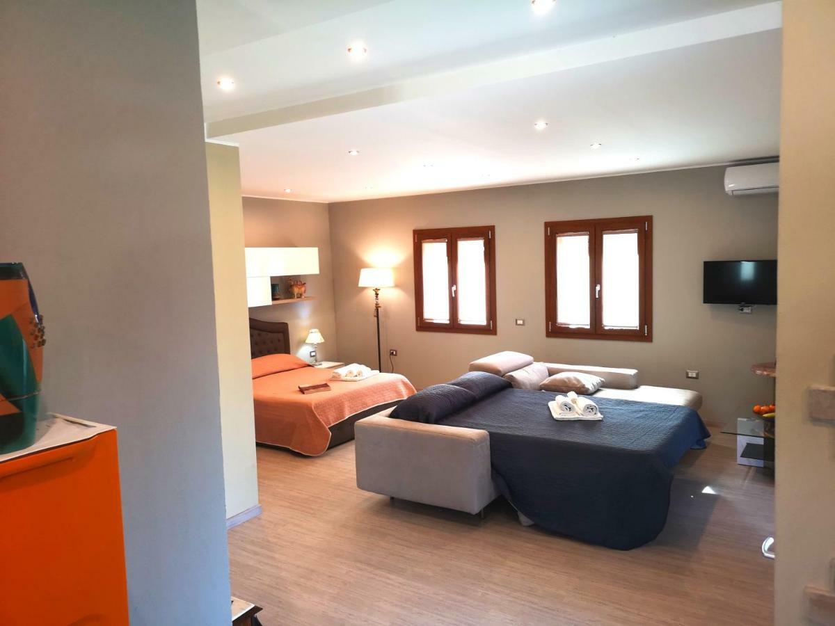 Luxury Home Bosa Marina ,Oristano Eksteriør billede